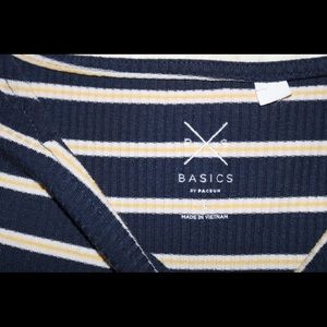 Long sleeve Navy Blue/Yellow Top